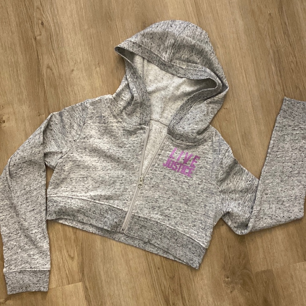 light gray JUSTICE ACTIVE sweatshirt size 8 for girl